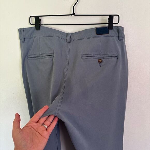 Mugsy Men’s Classic Chinos Marinas Classic Fit Super Stretch Technology in Steel - Picture 5 of 16